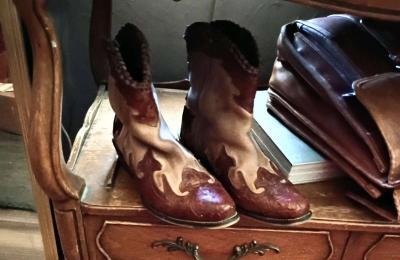 womens SIZE8 ROPER ANKLE BOOTS