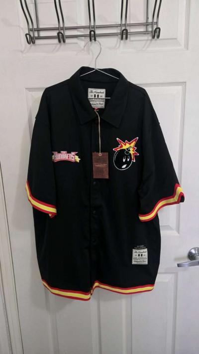 Mens Mitchell  Ness x The Hundreds Black FullSnap Shooting S