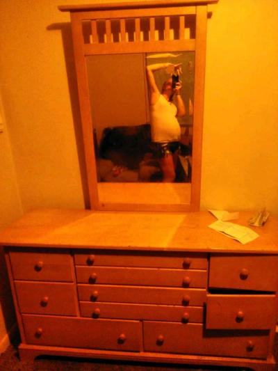Dresser and nightstand - Thumbnail 2