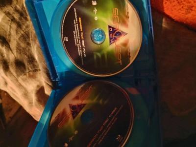 the complete series of seaQuest and its Bluray - Thumbnail 2