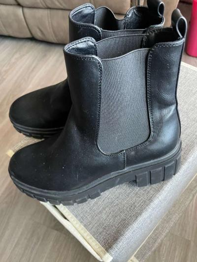 Black boots - Thumbnail 5