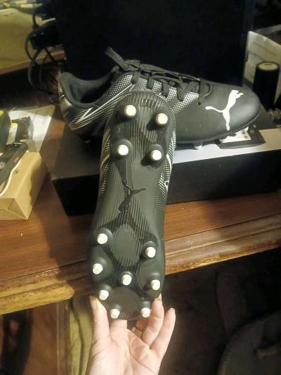 unisex youth soccer cleats