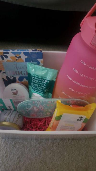 Women Self Care Basket - Thumbnail 2