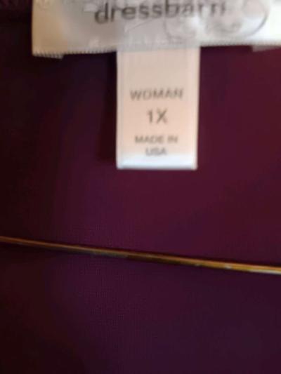 A burgundy dress blouse - Thumbnail 2