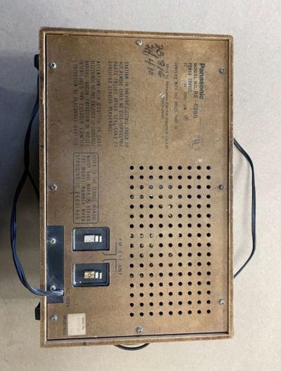 Vintage Panasonic AMFM Radio Model RE6286 By Matsushita Elec - Thumbnail 3