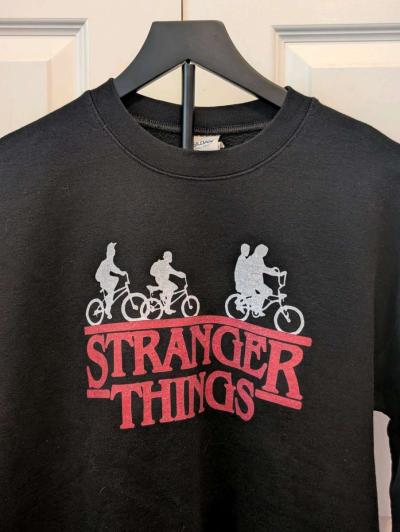 stranger things crew neck - Thumbnail 2