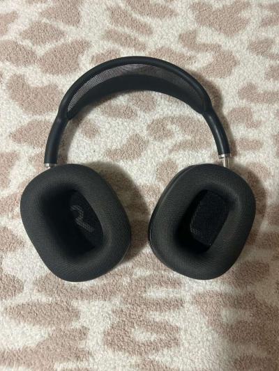 AirPods Max - Thumbnail 1