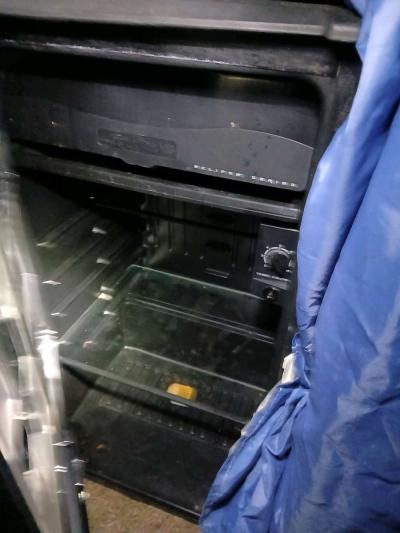 Sanyo Eclips Series small fridge - Thumbnail 2