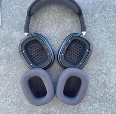 BRAND NEW apple AirPod max black - Thumbnail 5