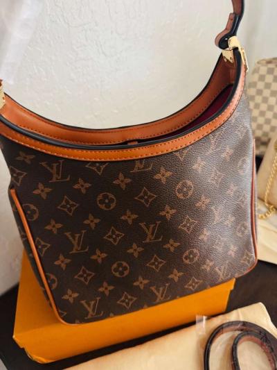 Handbags - Thumbnail 5