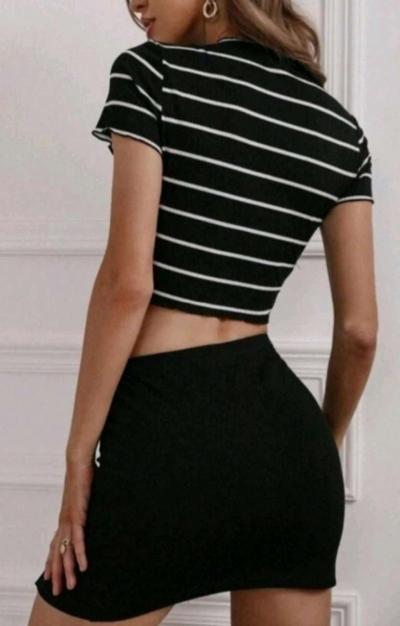 Crop top and black skirt set - Thumbnail 2