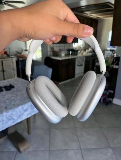 Apple airpod max