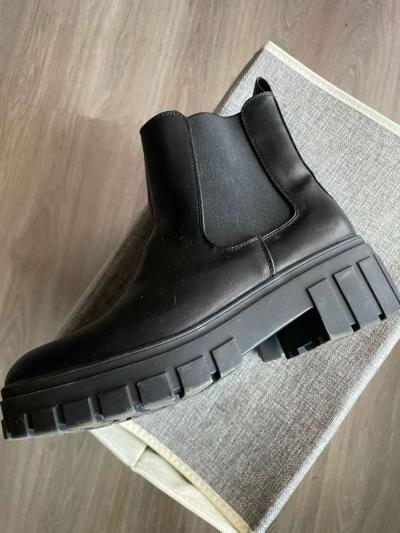 Black boots - Thumbnail 6