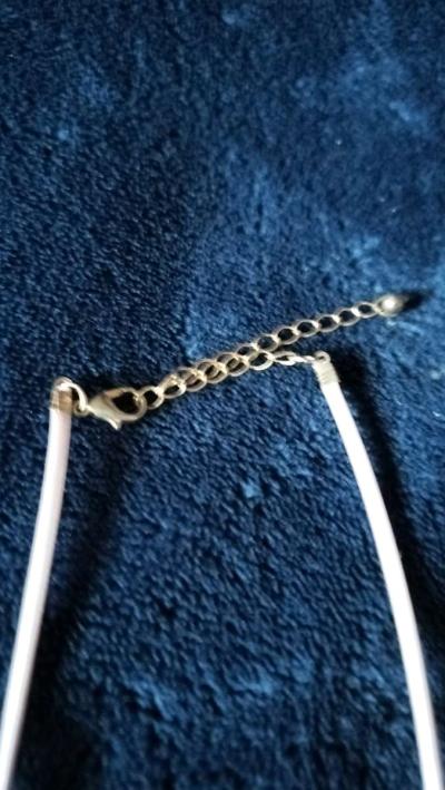 Two choker necklaces and a silver bracelet - Thumbnail 5