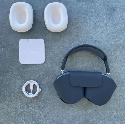 BRAND NEW apple AirPod max black - Thumbnail 2