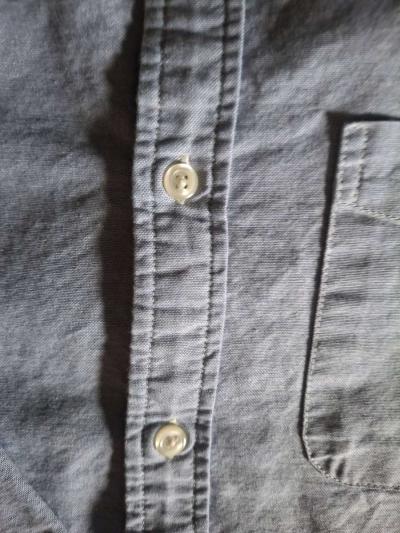 Old Navy Chambray button down shirt - Thumbnail 4