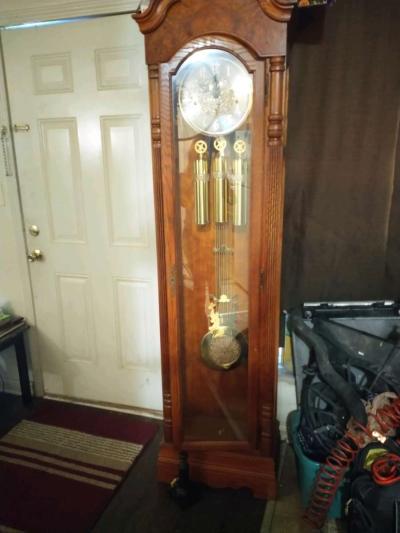 grandfather clock - Thumbnail 2