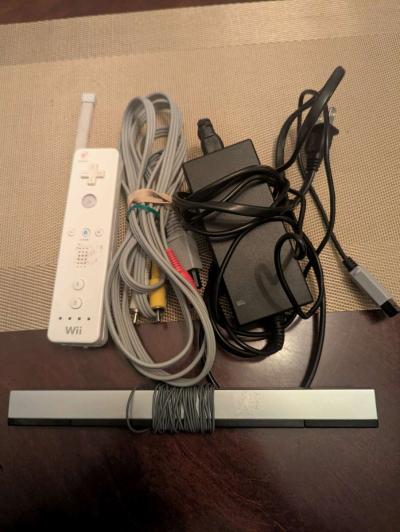 Nintendo Wii Read Description - Thumbnail 2