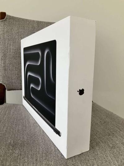 MacBook Pro 16inch M3 Chip - Thumbnail 2