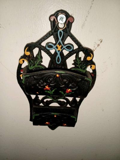 wildon cast iron match holder - Thumbnail 3