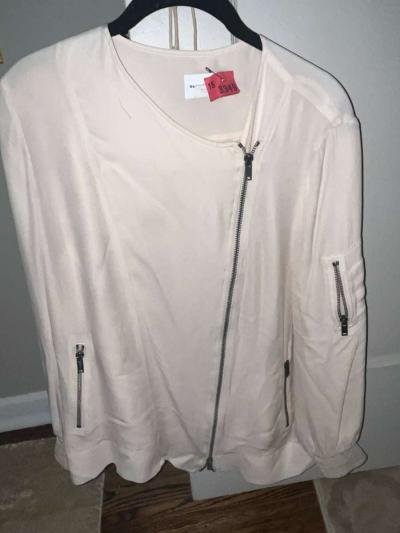 vintage clothing from dresses to jackets - Thumbnail 3