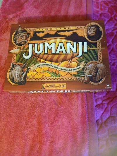Jumanji Game Barely Used - Thumbnail 1