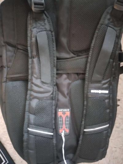 Swiss Gear Black Backpack School Travel Heavy Duty Padded La - Thumbnail 4