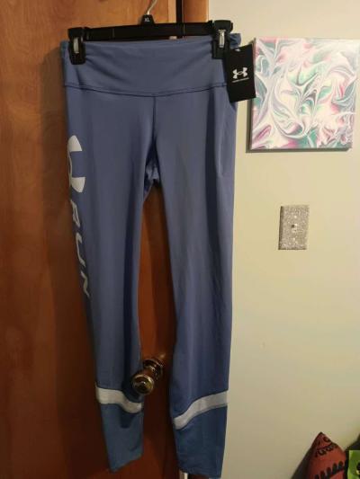 NWT Under Armour Leggings Size Medium - Thumbnail 1
