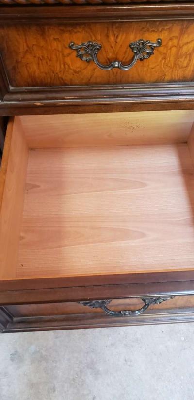 California king bed and Dresser - Thumbnail 3