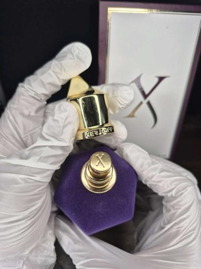 Mens cologne - Thumbnail 2