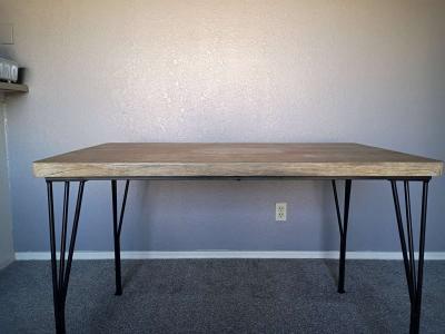 is a beautiful brown table  and I am selling it for 48 - Thumbnail 1