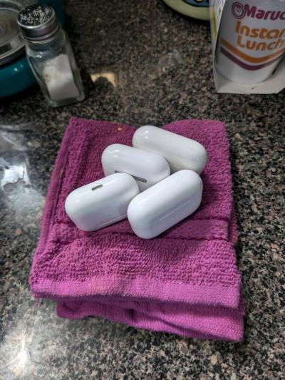 Apple Max headphones Apple earbuds - Thumbnail 6