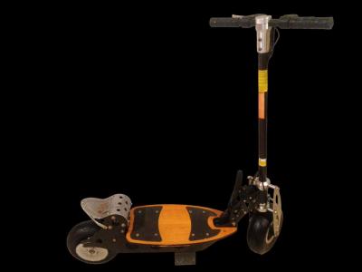 powertrane 45O Electric Motor Scooter  pick up only - Thumbnail 1