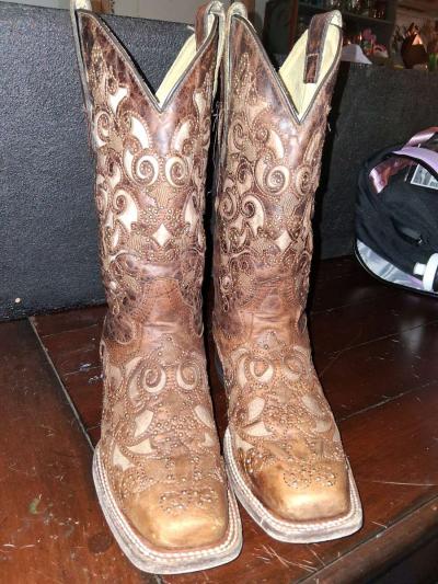 Corral Womens Embroidered Stud Inlay Western Boots - Thumbnail 3