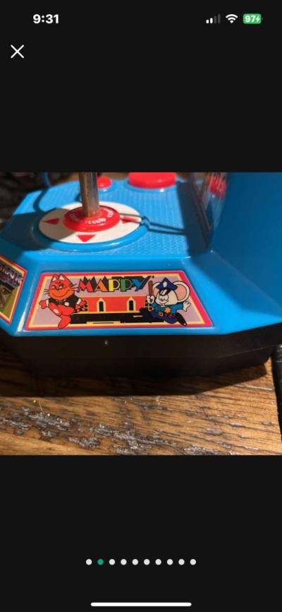 plug and play PacMan and ms PacMan - Thumbnail 2