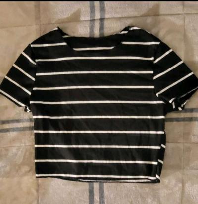 Crop top and black skirt set - Thumbnail 3