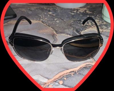 Designer sunglasses - Thumbnail 3