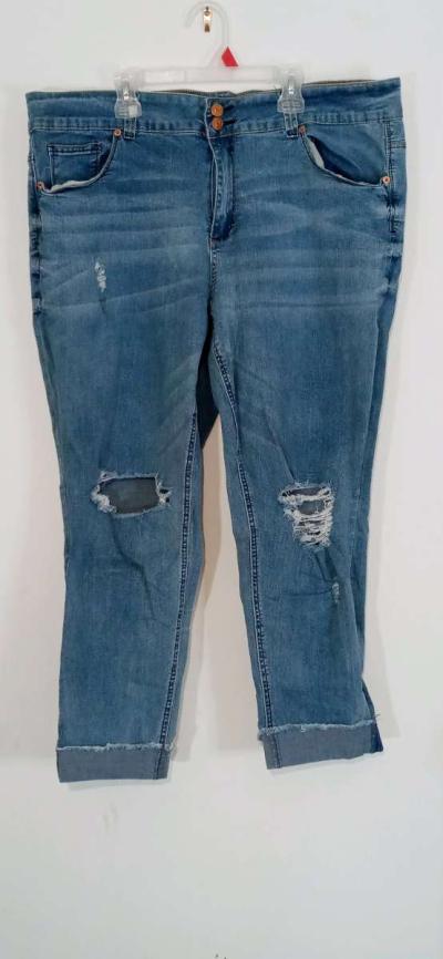 Womens Denim Stretch MidRise Capris