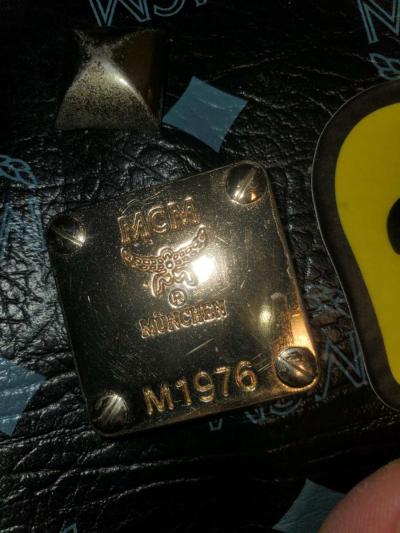 Mcm backpack black and gold - Thumbnail 2