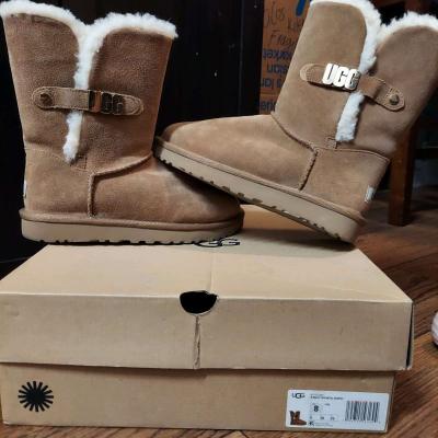 ugg boots - Thumbnail 4