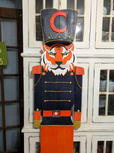 handmade football team nutcrackers - Thumbnail 2