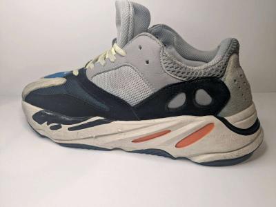 Adidas Yeezy - Thumbnail 3