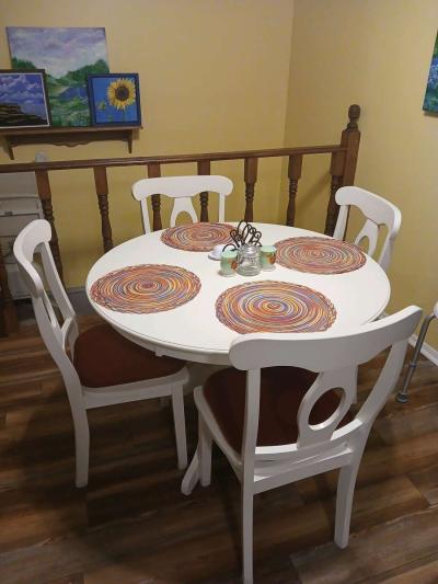 Dinette set