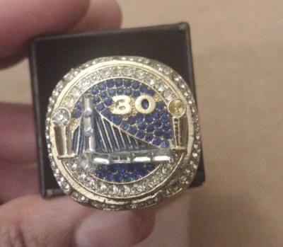 NEW WARRIORS STEPHEN CURRY SIZE 11 CHAMPION RING WITH BOX - Thumbnail 1