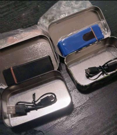 USB RECHARGEABLE LIGHTERS WITH TRAY - Thumbnail 1