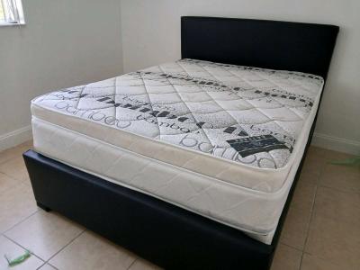 Queen bed frame with Mattress and boxspring brand new - Thumbnail 2
