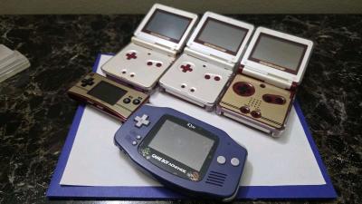 Gameboy advance sp Bundle with games and different consoles - Thumbnail 3