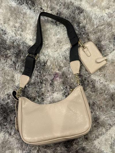 Fashionable Beige Color Handbag - Thumbnail 4
