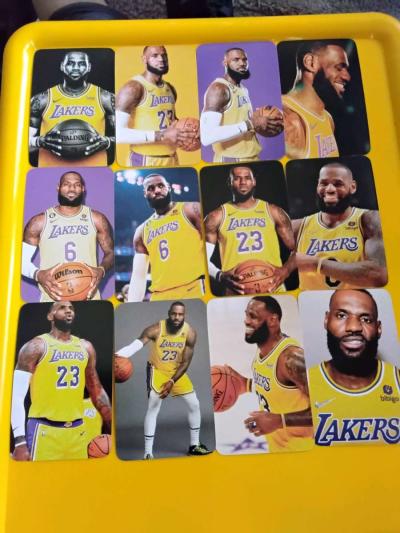 LEBRON JAMES LOMO PICTURE BASKETBALL CARDS LOT 60 - Thumbnail 2