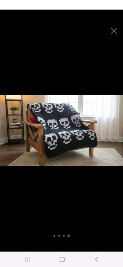 Viral chunky knit blanket Skull Design - Thumbnail 2